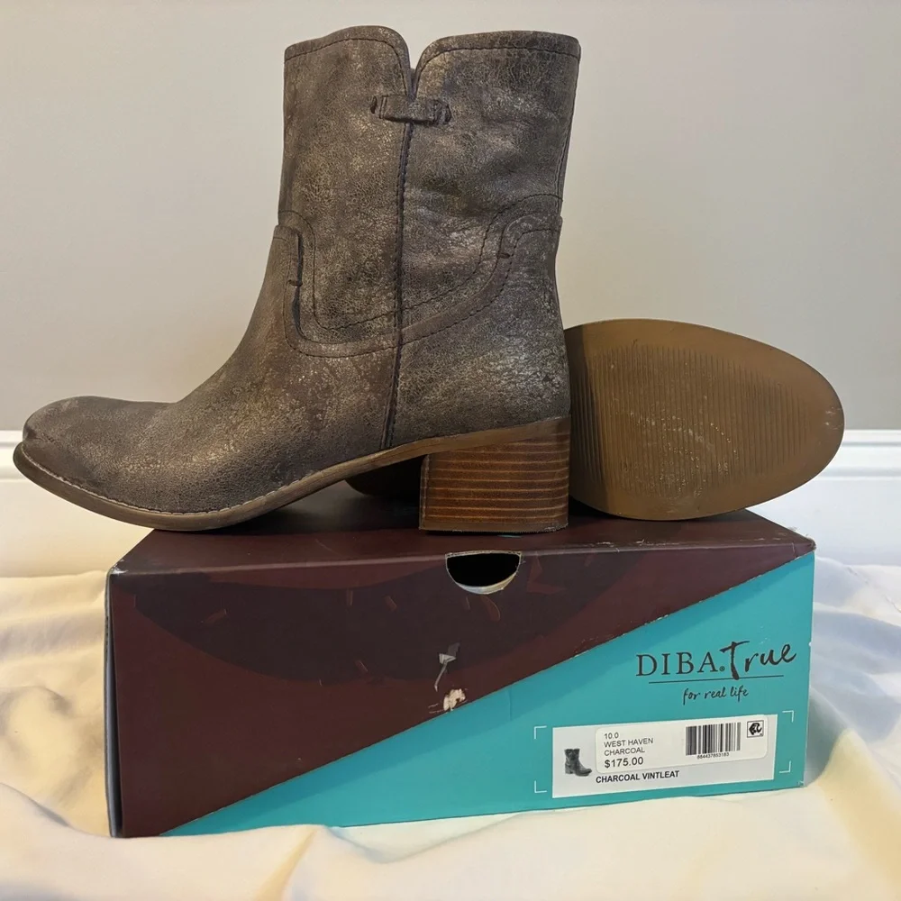 Diba True Charcoal Heeled Boots - Great condition! - Picture 1 of 1